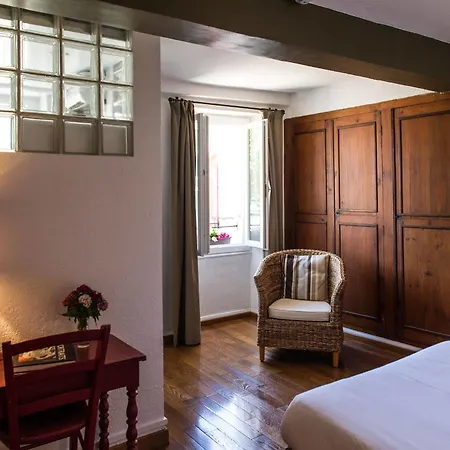 L'hostalet Bed & Breakfast