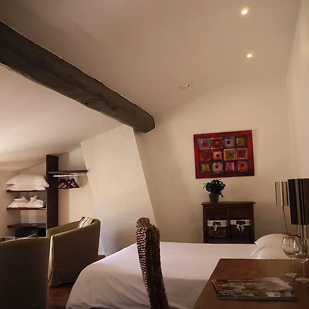Bed & Breakfast L'hostalet 4*