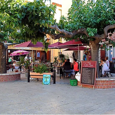 L'hostalet فندق مبيت وإفطار أرجيليه- سور- مير