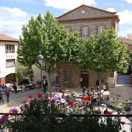 L'hostalet Nocleg ze śniadaniem 4*